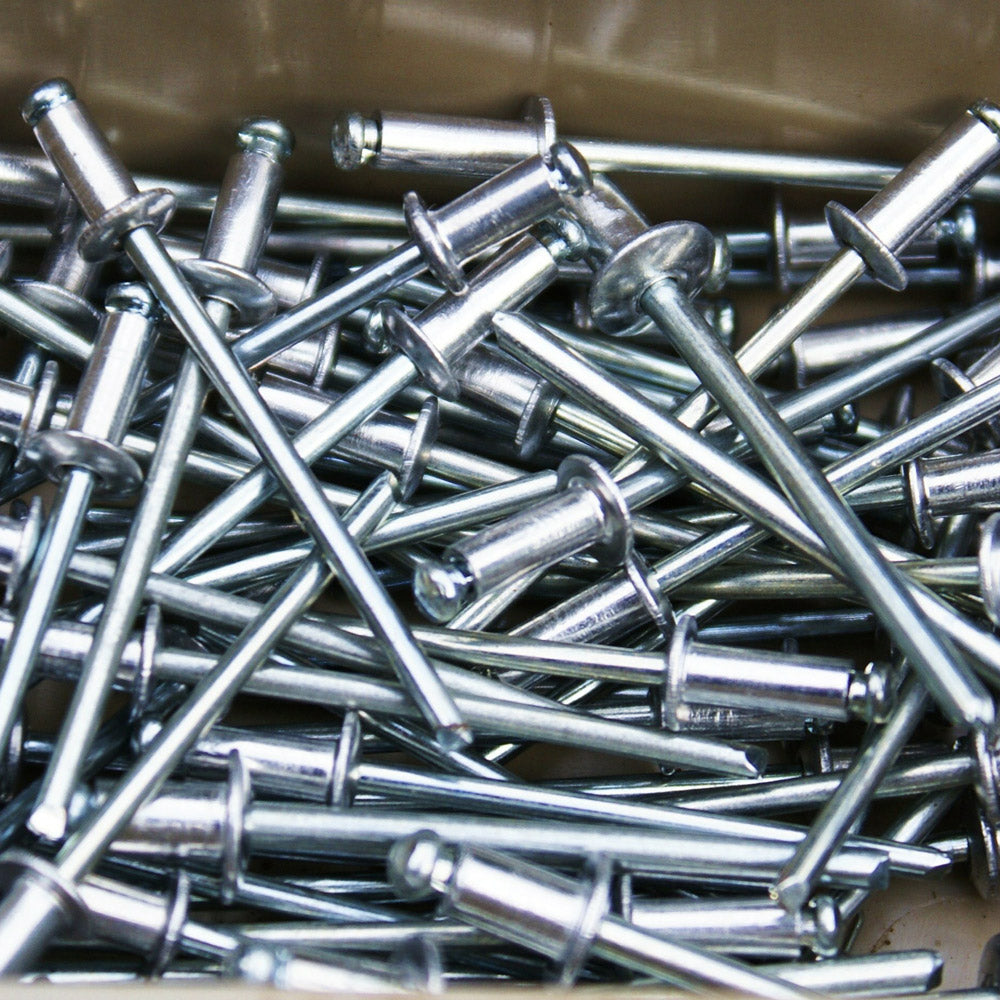 Set Pinza per Rivetti con 5 teste di rivetti